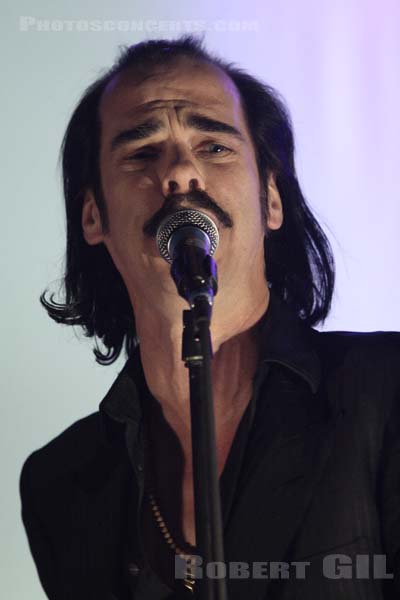 NICK CAVE AND THE BAD SEEDS - 2008-04-29 - PARIS - Casino de Paris - Nicholas Edward Cave [Nick Cave]